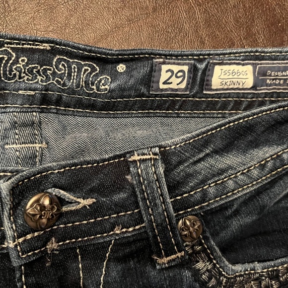 Women’s Miss Me Skinny Jeans - Picture 5 of 5